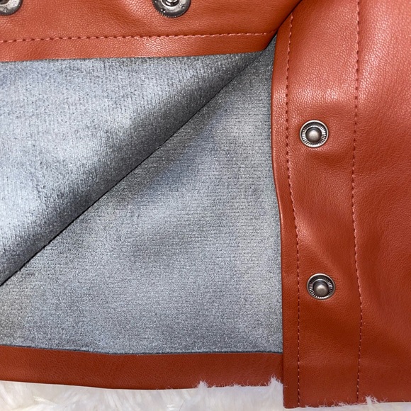 BB Dakota Belt So Real Faux Leather Skirt- NWT - Picture 9 of 16